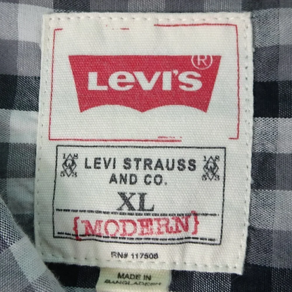 Levi's Black/White Pearl Snap Bup Shirt X-Large